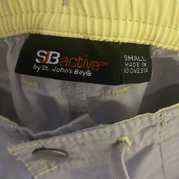 SJB Active by St. John’s Bay Women’s Gray Exercise Pants with Yellow Stripe - Picture 5 of 6